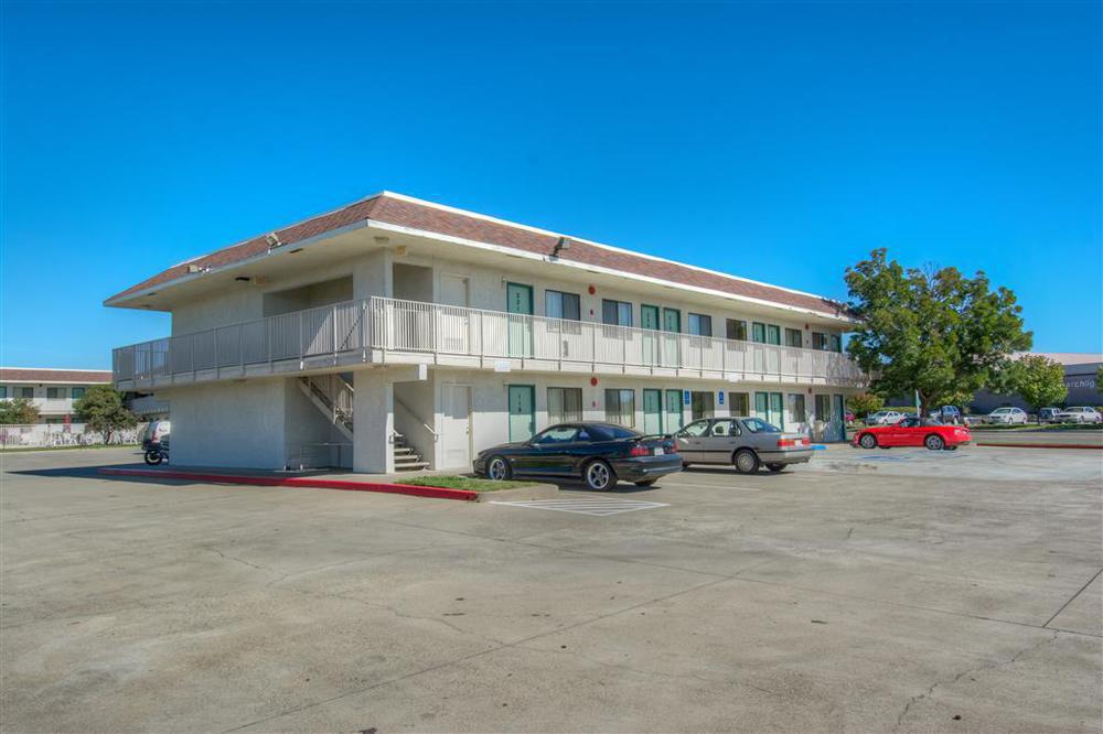 Motel 6-Redding, Ca - North Exterior photo